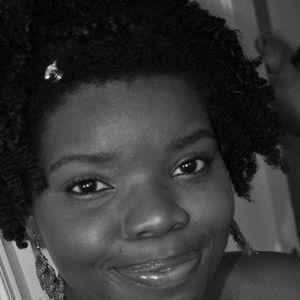 Meet your Posher, Chanel